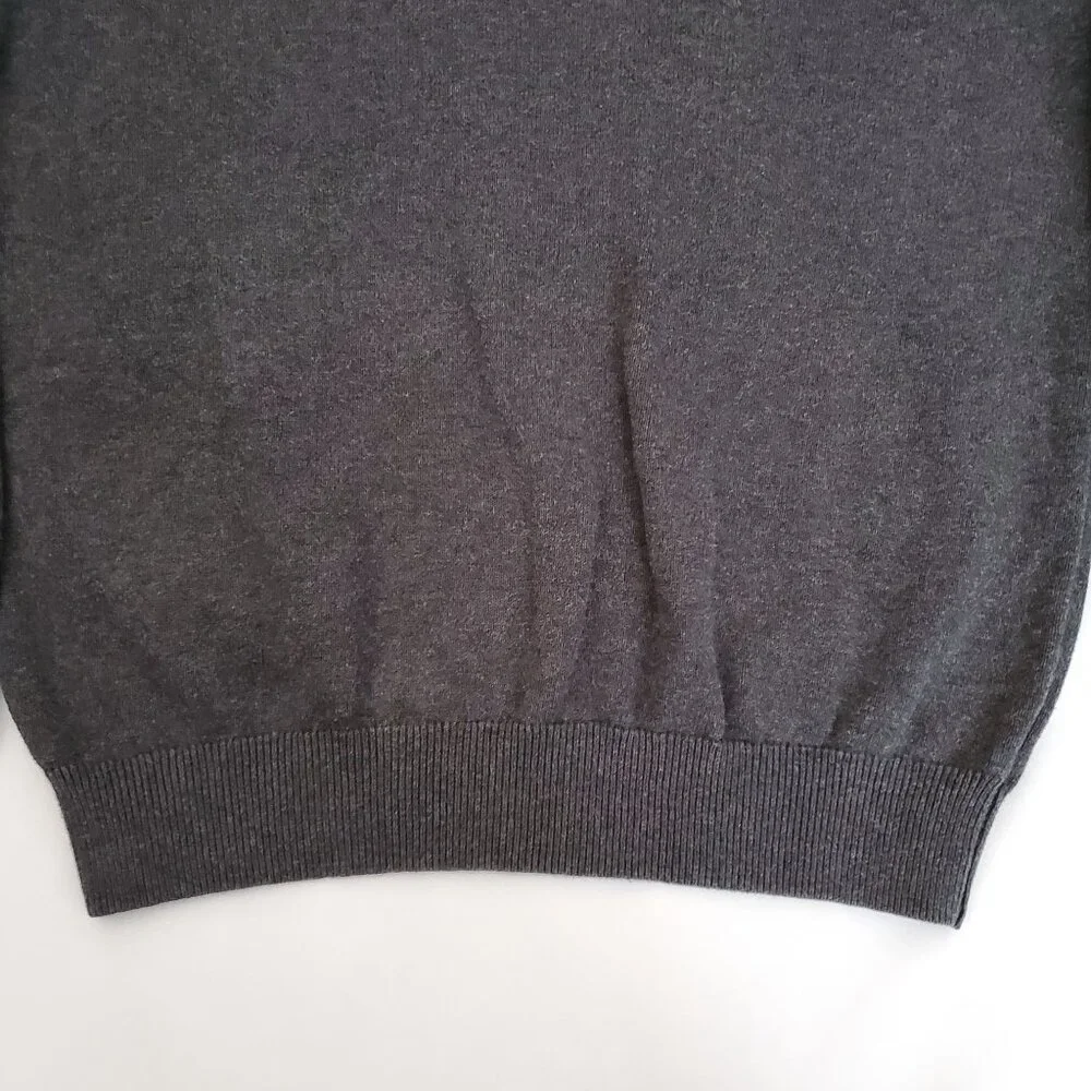Express Men's‎ V-Neck Long Sleeve Pullover Knit Sweater Dark Gray Size Medium